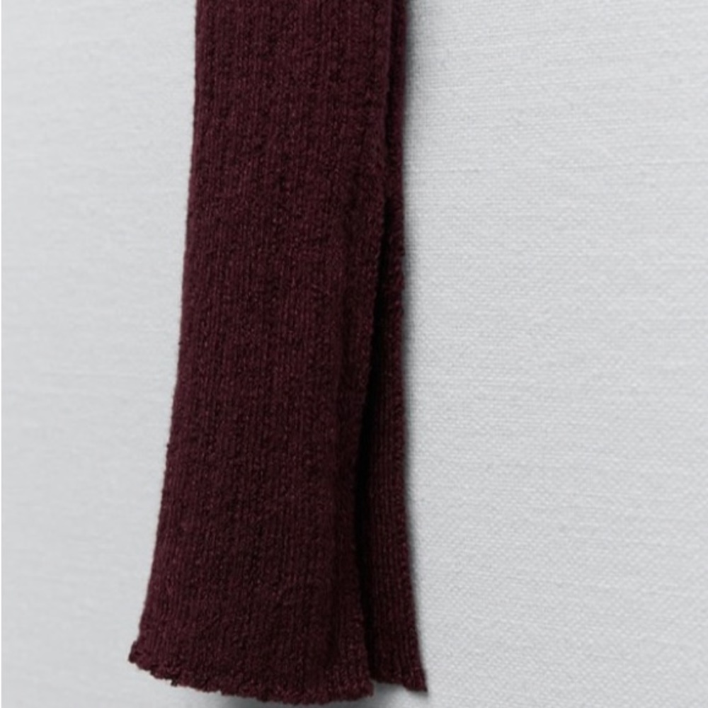 Zara Burgundy Ribbed Knit Top. NWT. Size Large. - Picture 9 of 10